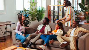 Lee más sobre el artículo La biología del amor y el lenguaje como fundamento de lo social en la obra de Humberto Maturana